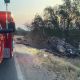 Colisionan camionetas en carretera: Hay 3 muertos y 3 heridos