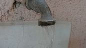 Foto ilustrativa de la nota titulada Calor incrementa consumo de agua en Salamanca; CMAPAS descarta problemas en el suministro
