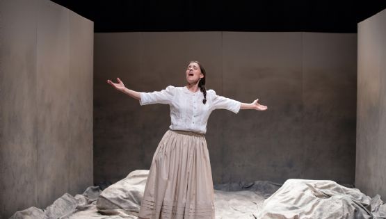 Actriz de la obra de teatro ‘Camille Claudel’ se prepara para la Fenal